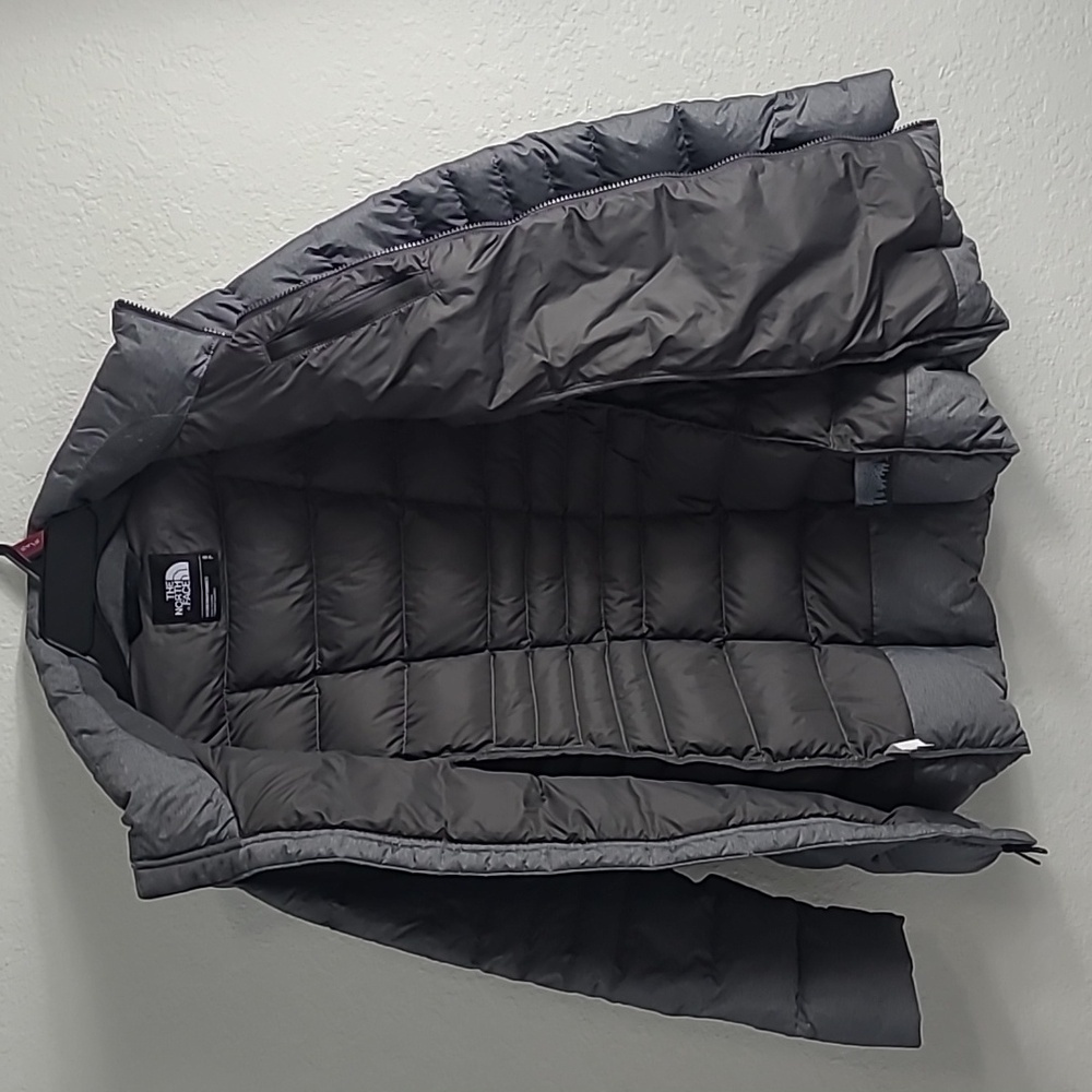 The North Face Women's Gray Puffer Jacket Size SP 550 - Picture 9 of 11